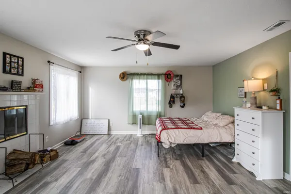 $169,900 | 810 Elm Boulevard, Winchester, IN 47394