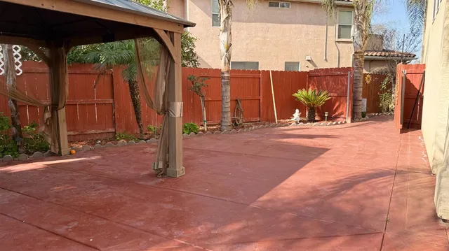 $2,500 | 960 Vista Place, Lemoore, CA 93245