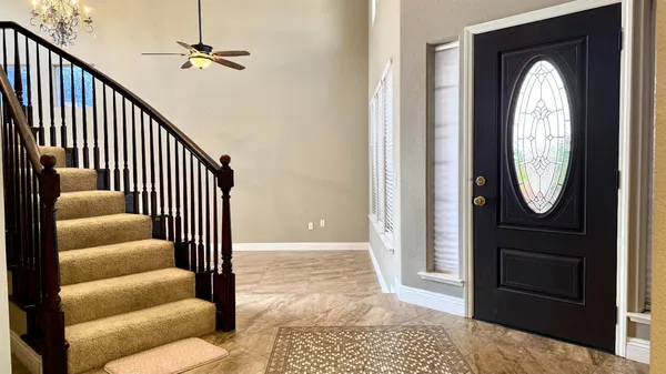 $2,500 | 960 Vista Place, Lemoore, CA 93245