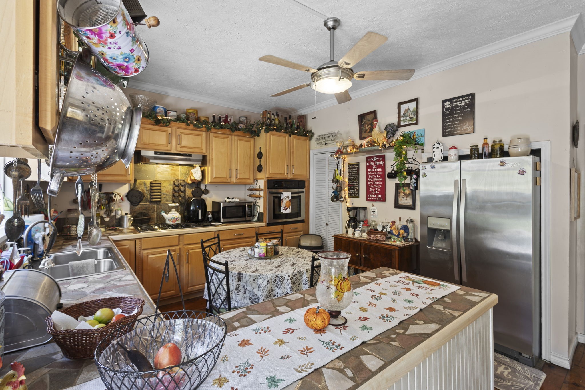 105 Mann Street Colmesneil, TX 75938 - Photo 18 of 40 kitchen