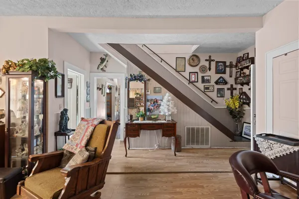 a view of entryway