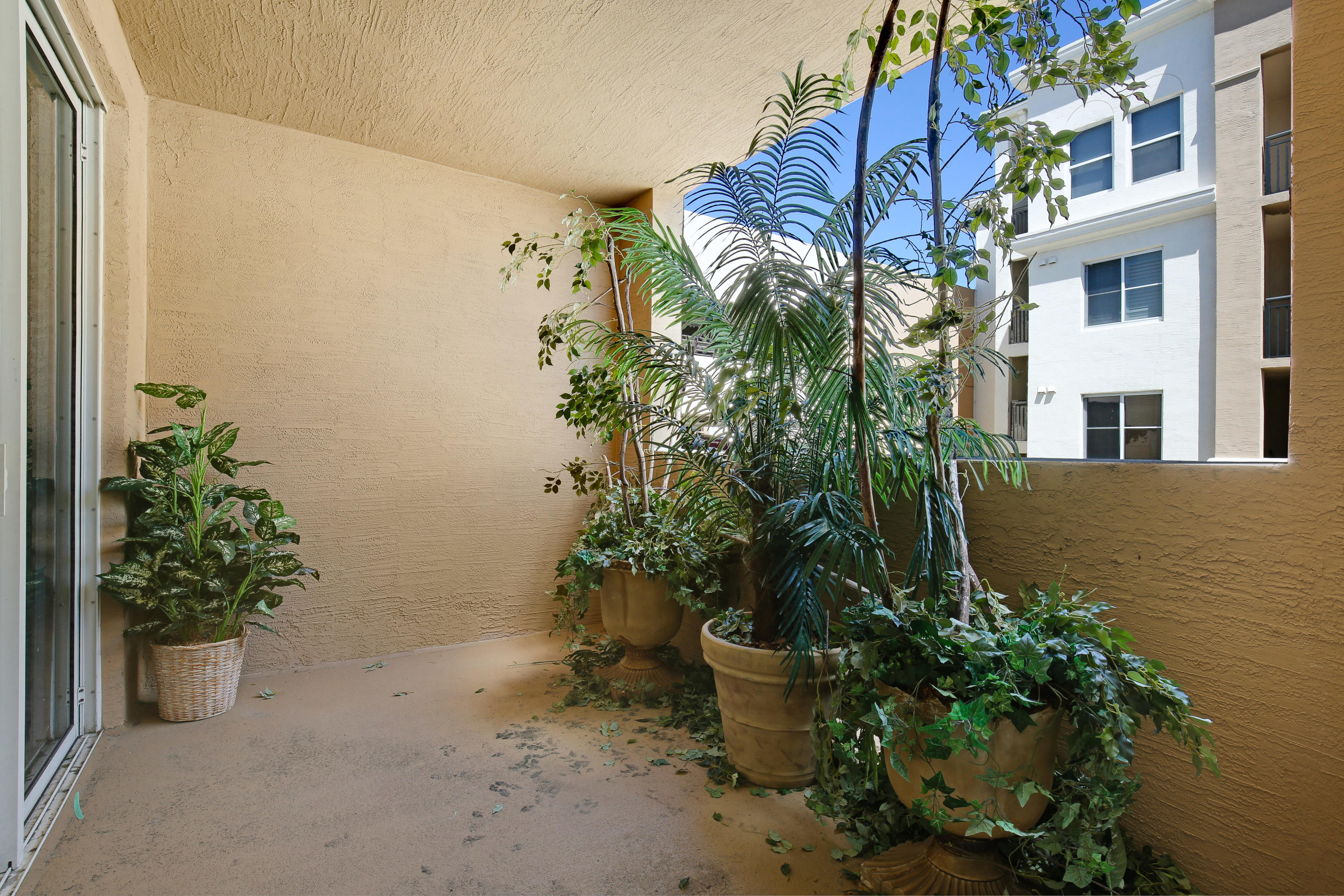 1690 Renaissance Commons Boulevard, Unit 1420 Boynton Beach, FL 33426 - Photo 15 of 22 Patio