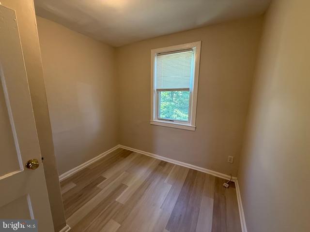 714 Columbus Court Wallingford, PA 19086 - Photo 7 of 9 an empty room with a window and closet