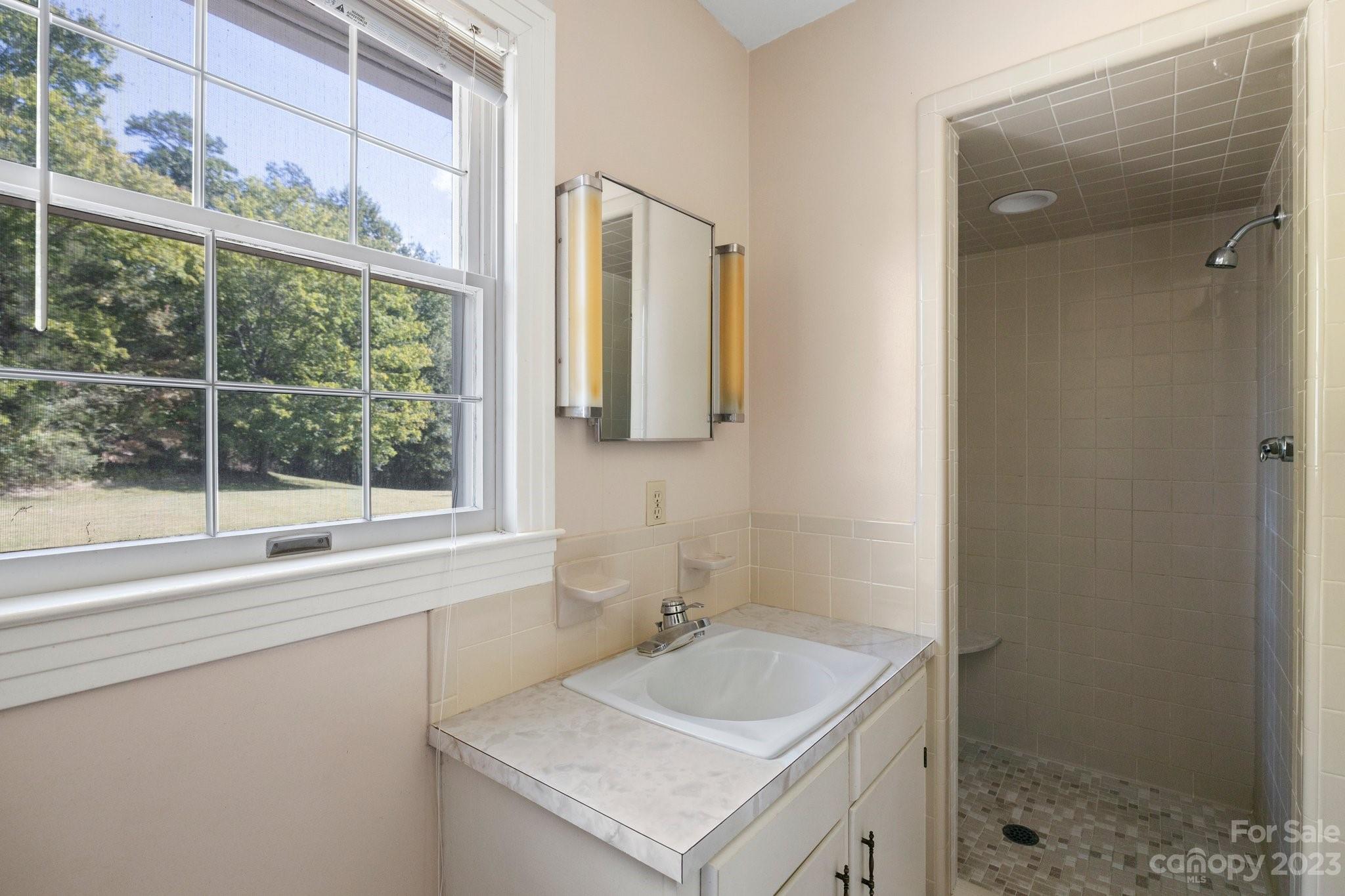 2075 Centennial Road Union Mills, NC 28167 - Photo 29 of 48 Gallery Image 29