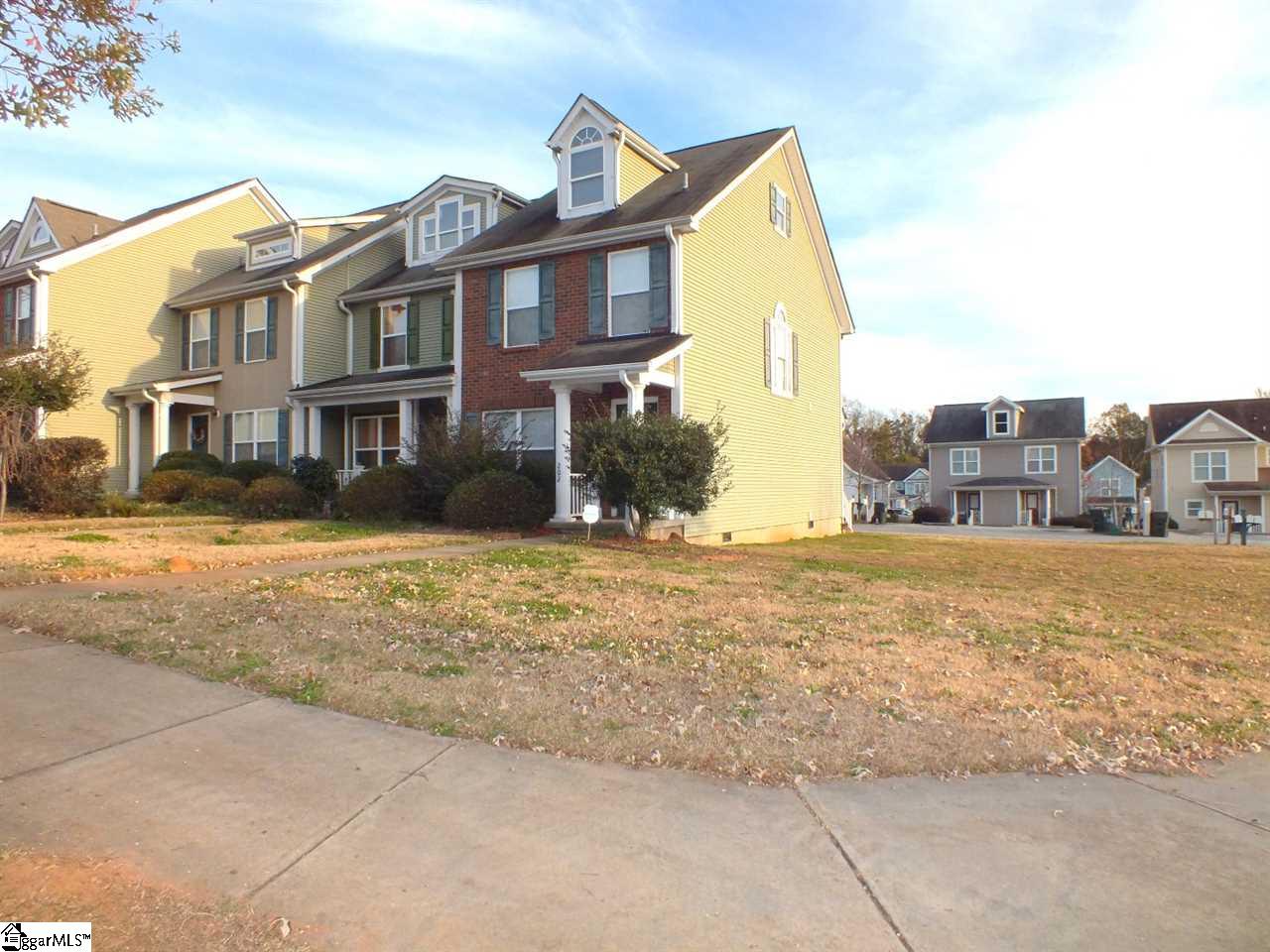 202 Alde Street Greenville, SC 29607 - Photo 2 of 23 Gallery Image 2