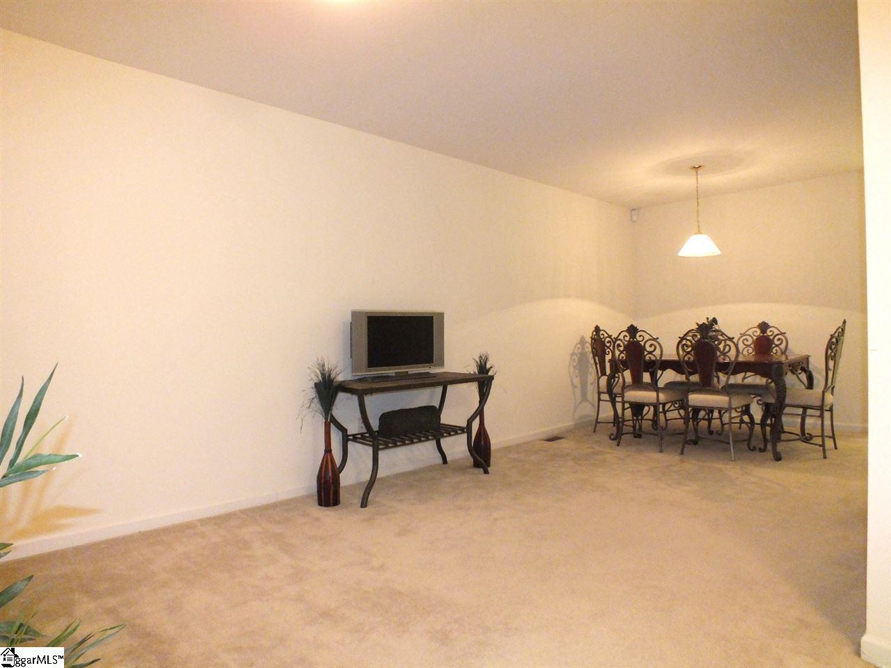 202 Alde Street Greenville, SC 29607 - Photo 6 of 23 Gallery Image 6