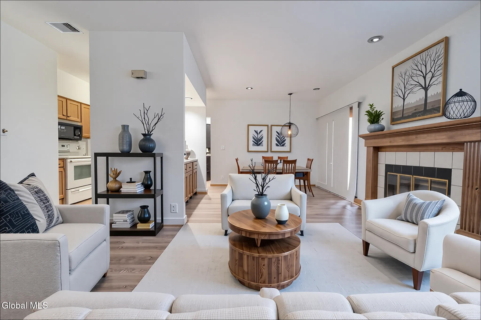 1976 Curry Road, Unit E136 Schenectady, NY 12303 - Photo 13 of 42 Virtually Staged