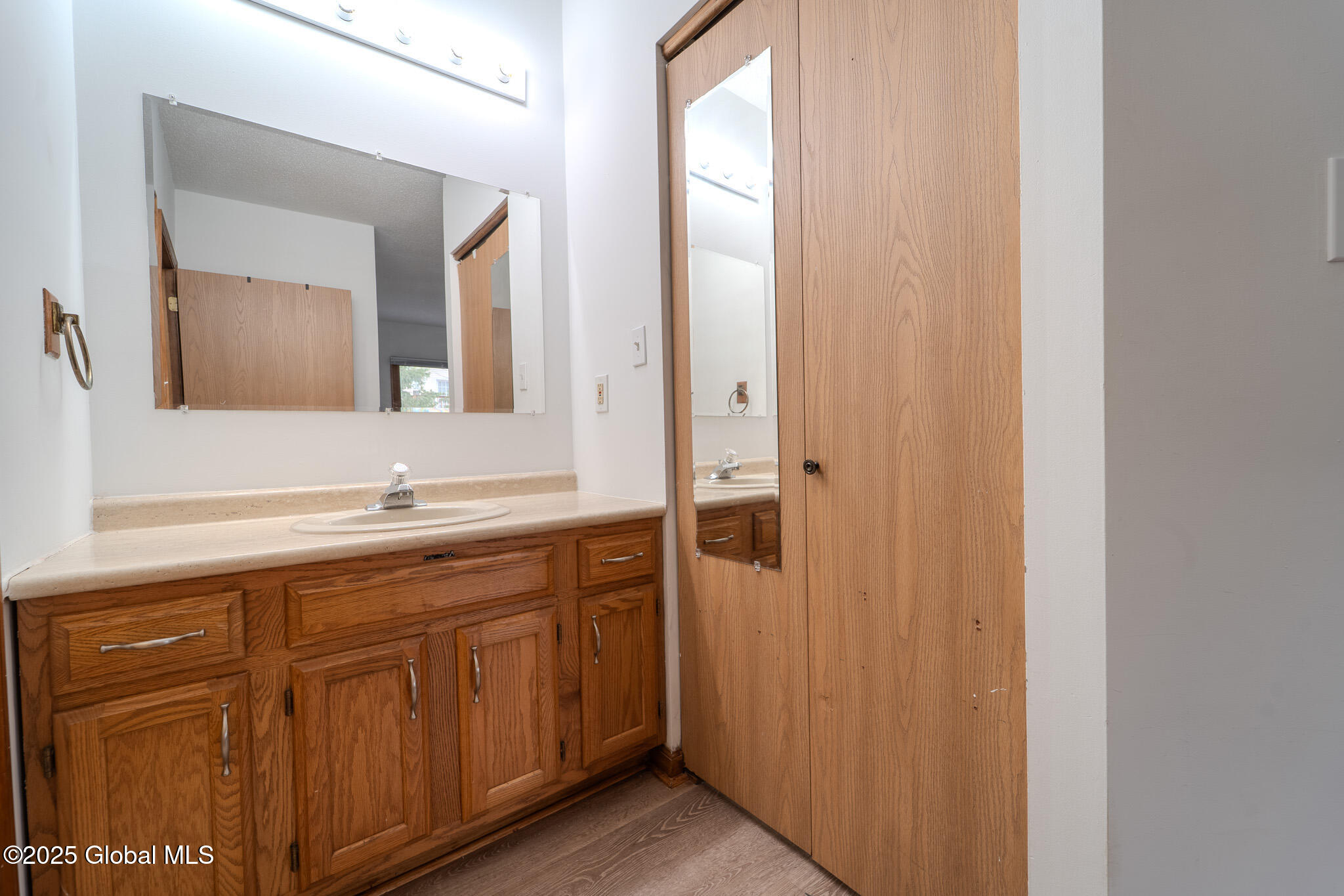 1976 Curry Road, Unit E136 Schenectady, NY 12303 - Photo 29 of 42 MIG06151-HDR