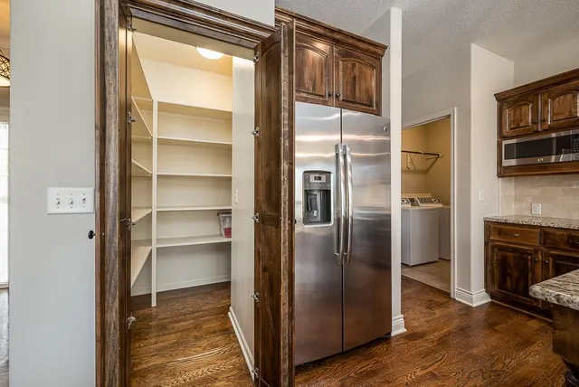 $599,950 | 3939 North 123rd Street, Kansas City, KS 66109