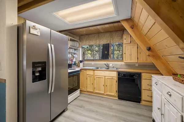$594,900 | 3894 Ottawa Drive, Arnold, CA 95223