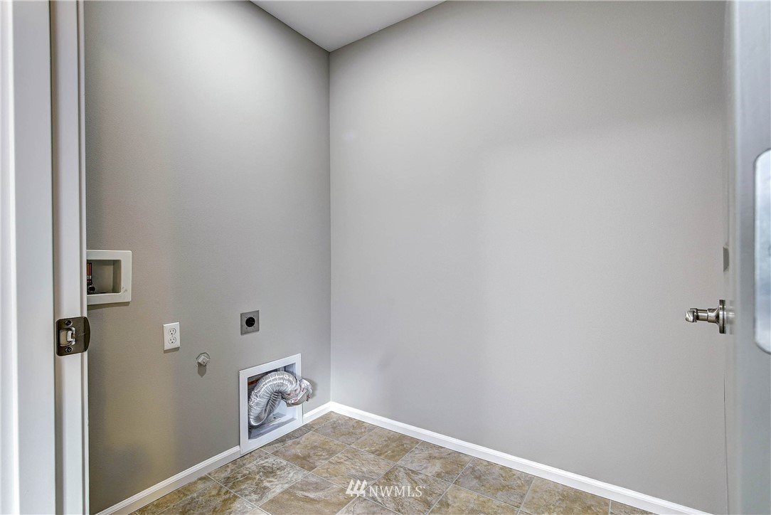 18328 40th Avenue Southeast Bothell, WA 98012 - Photo 23 of 25