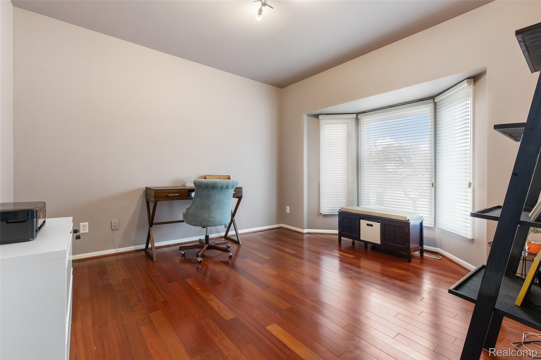 2192 Avon Lake Lane Rochester, MI 48307 - Photo 9 of 51 2192 Avon Lake Ln-18.jpg