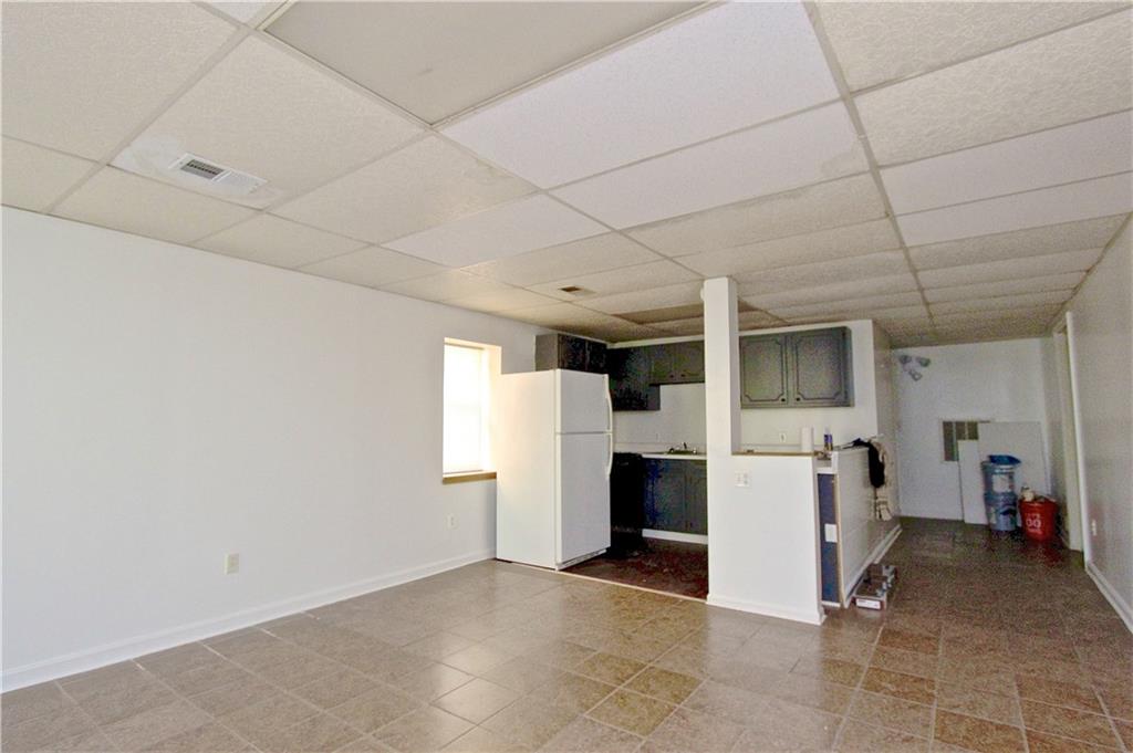 6486 Library Road South Park, PA 15129 - Photo 8 of 19 Gallery Image 8