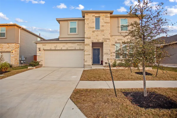 $2,800 | 109 Adeline Road, Hutto, TX 78634