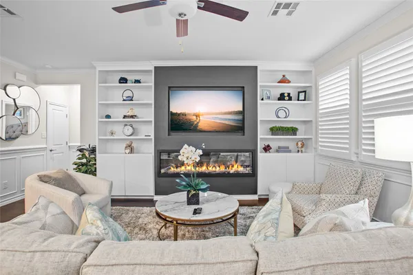 $2,800 | 109 Adeline Road, Hutto, TX 78634