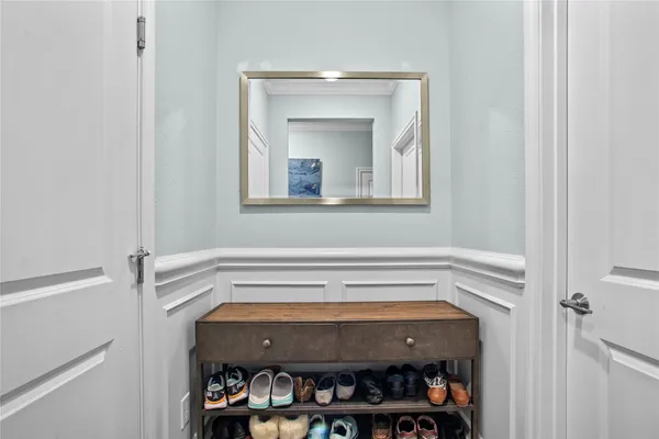 $2,800 | 109 Adeline Road, Hutto, TX 78634