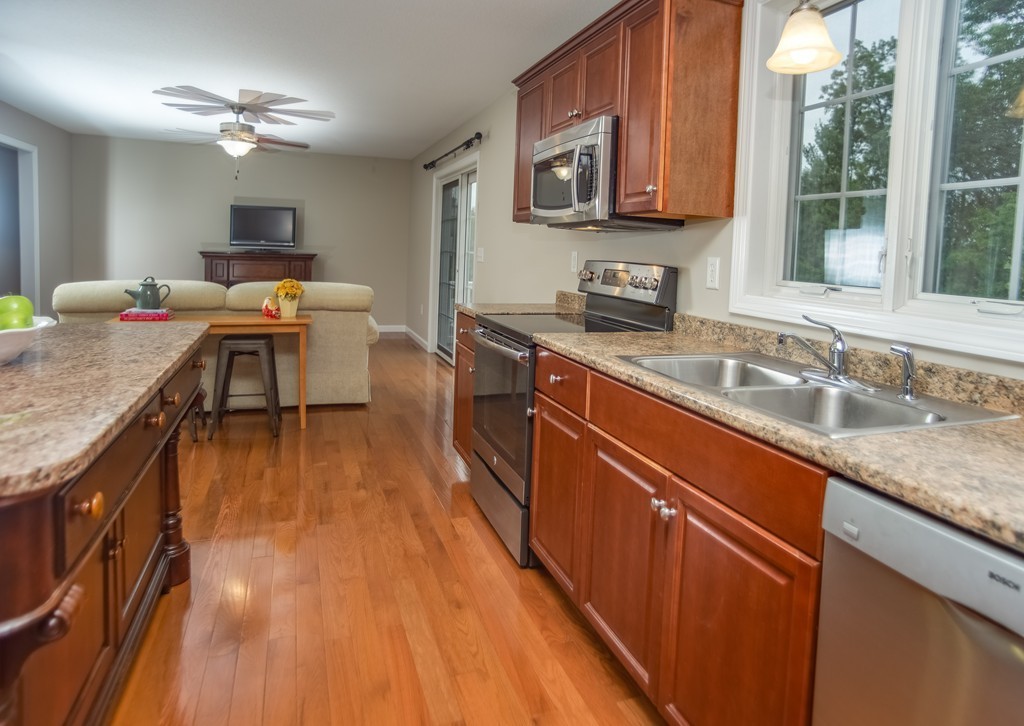 224 Pinewood Road Ludlow, MA 01056 - Photo 6 of 29 Gallery Image 6