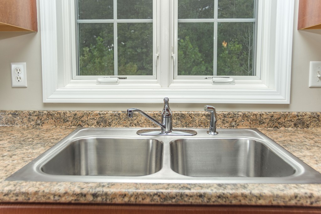 224 Pinewood Road Ludlow, MA 01056 - Photo 8 of 29 Gallery Image 8