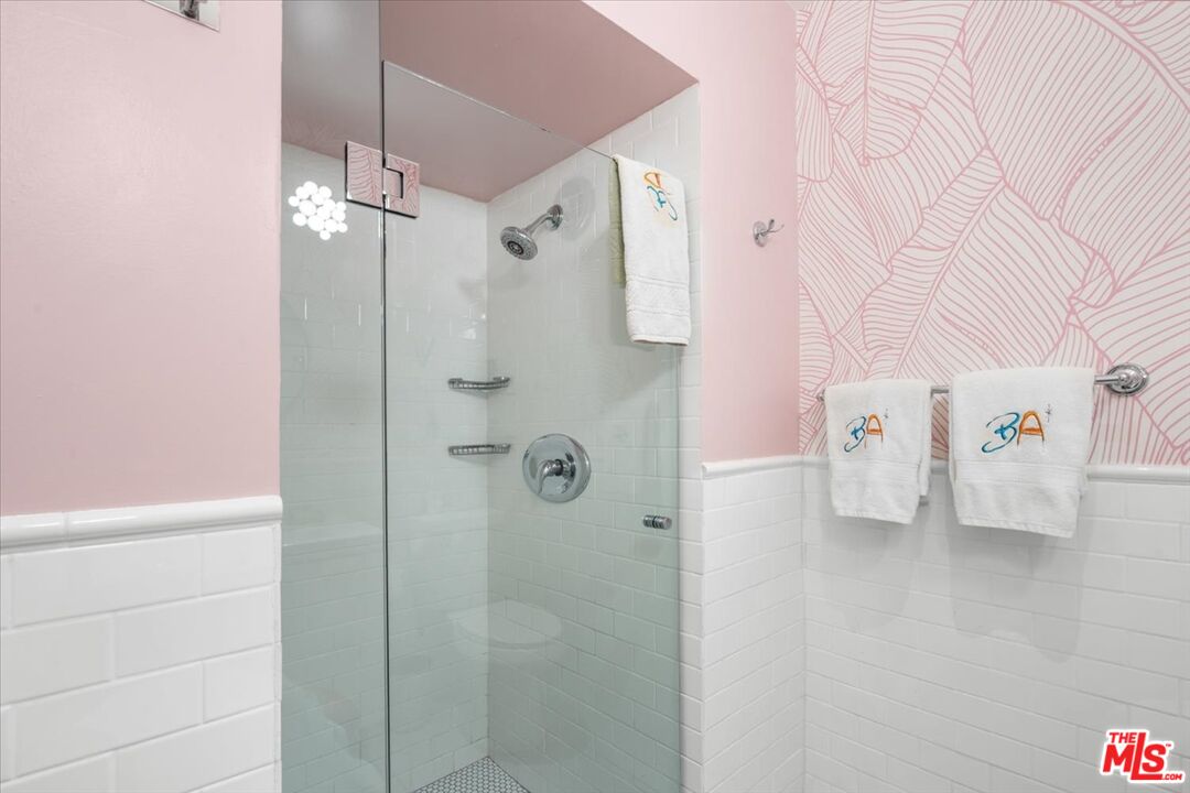 610 South Compadre Road Palm Springs, CA 92264 - Photo 12 of 31