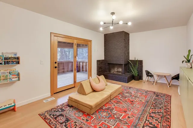 $415,000 | 21061 West Marion Avenue, Mundelein, IL 60060