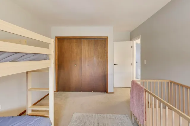 $415,000 | 21061 West Marion Avenue, Mundelein, IL 60060