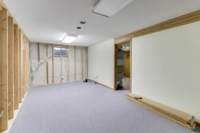 $415,000 | 21061 West Marion Avenue, Mundelein, IL 60060