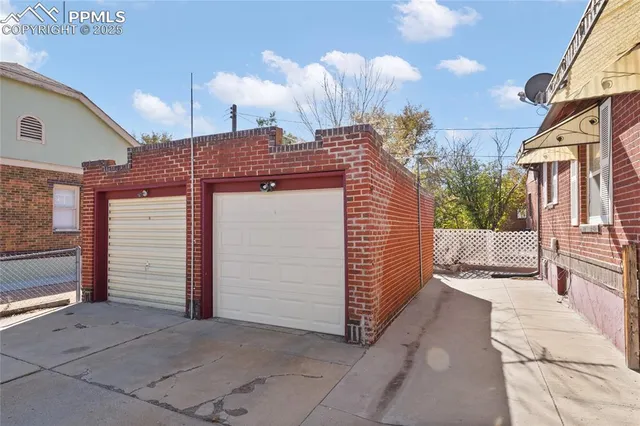 $330,000 | 238 West Grant Avenue, Pueblo, CO 81004