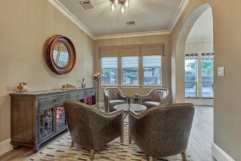 $1,075,000 | 26 Spring Basket Trail, The Woodlands, TX 77389