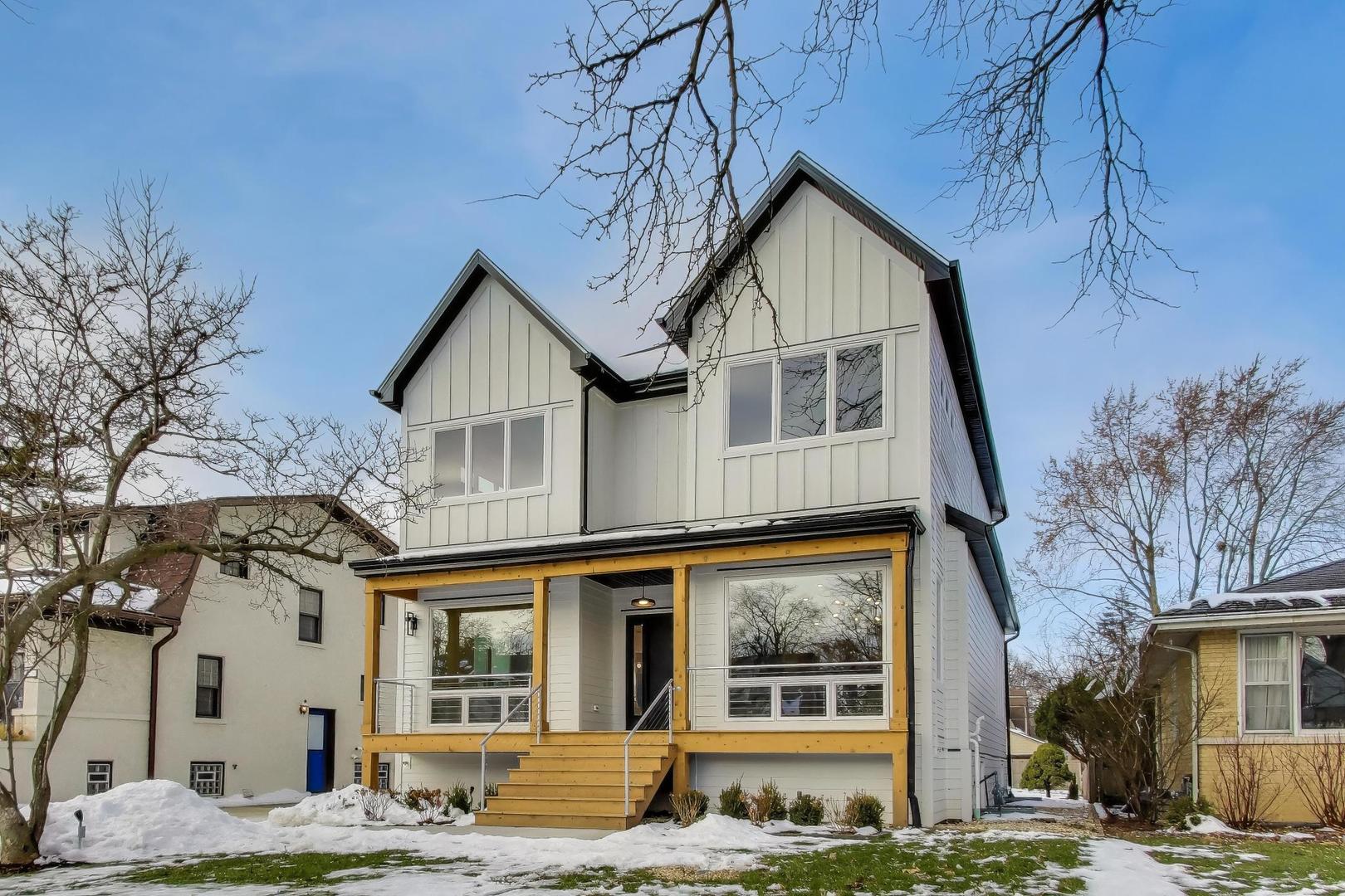 280 Blackhawk Road Riverside, IL 60546 - Photo 6 of 51 a front view of a house with a yard