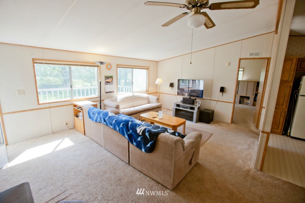 9245 Sunrise Road Custer, WA 98240 - Photo 13 of 21