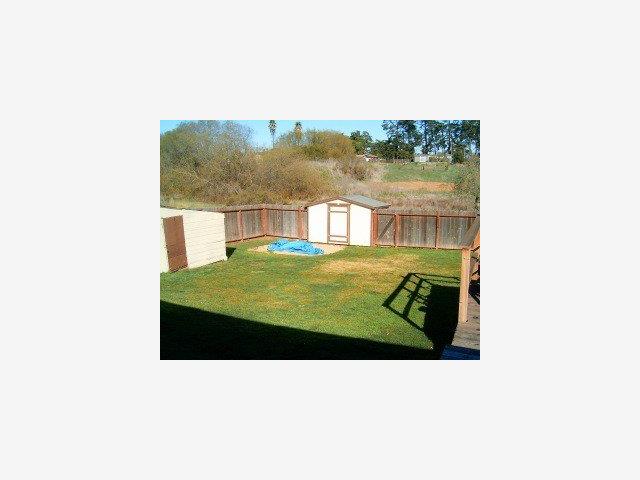 17 Hillcrest Road Watsonville, CA 95076 - Photo 6 of 9 Gallery Image 6