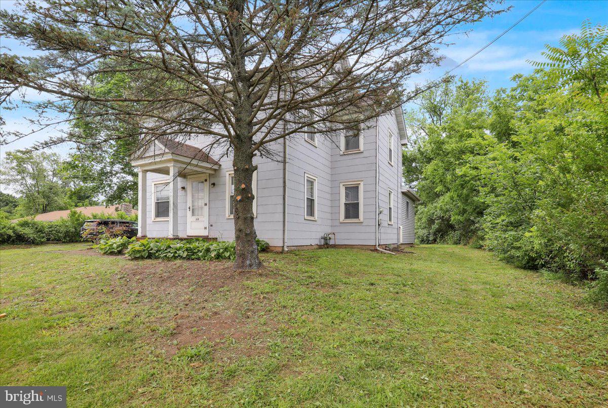 144 East Baumstown Road Birdsboro, PA 19508 - Photo 4 of 18