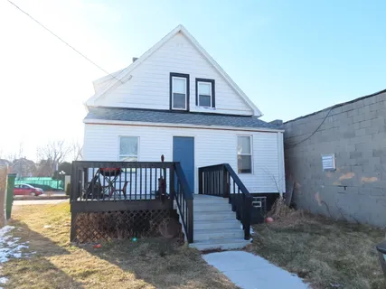 $250,000 | 3424 North Holton Street, Milwaukee, WI 53212