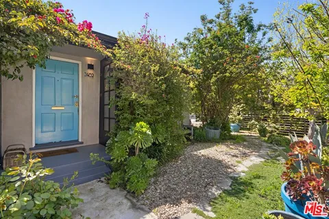 $4,299,000 | 2402 11th Street, Santa Monica, CA 90405