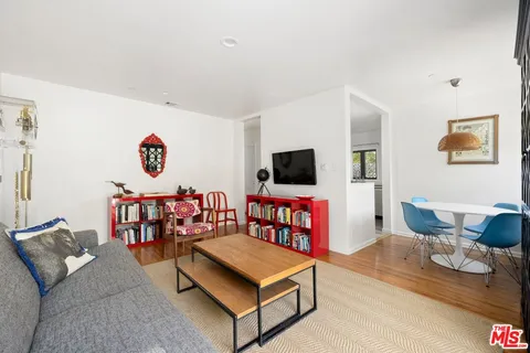 $4,299,000 | 2402 11th Street, Santa Monica, CA 90405