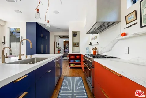$4,299,000 | 2402 11th Street, Santa Monica, CA 90405