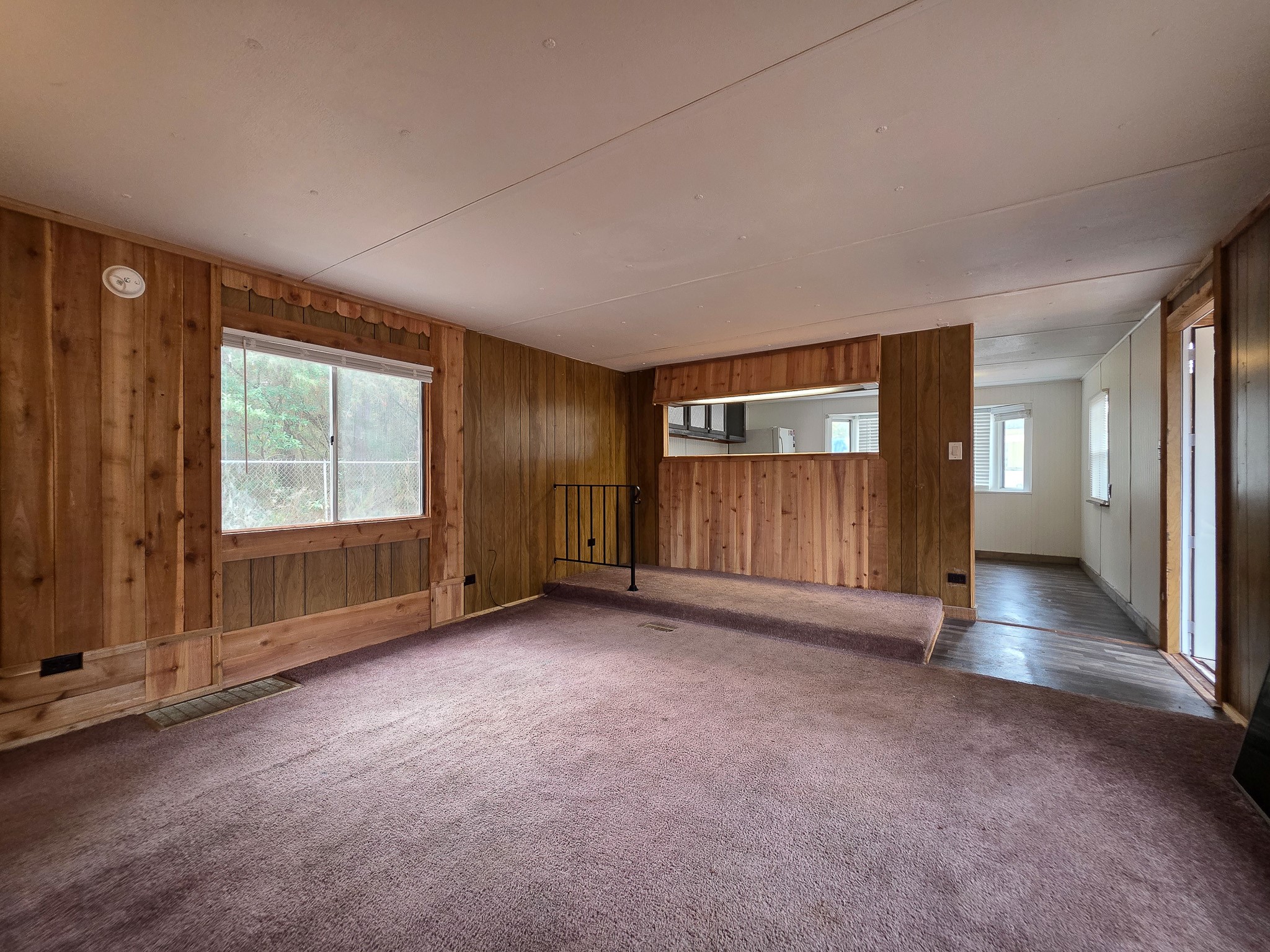 334 Holmes Road Onalaska, TX 77360 - Photo 5 of 9