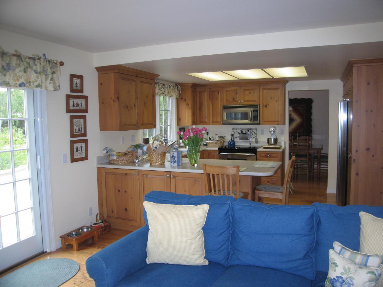 5750 Stow Canyon Road Santa Barbara, CA 93117 - Photo 12 of 34 Family Room to Kitchen