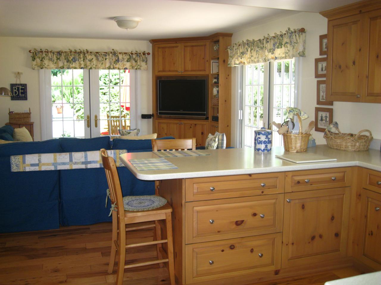 5750 Stow Canyon Road Santa Barbara, CA 93117 - Photo 33 of 34 Kitchen Counter