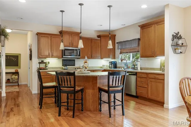 $500,000 | 24 Milton Brennan Manor Court, Wentzville, MO 63385