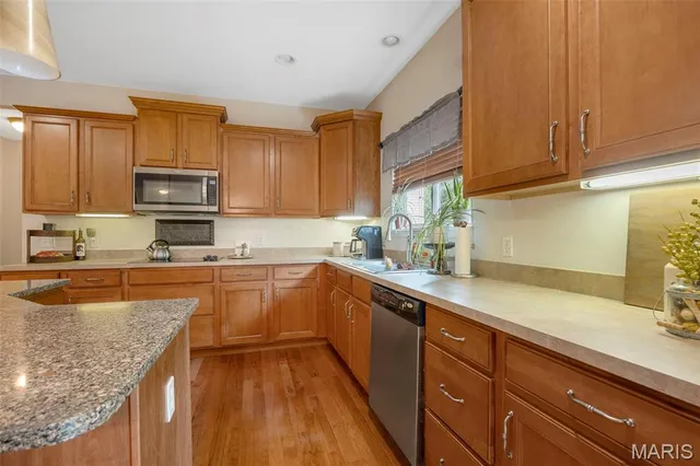 $500,000 | 24 Milton Brennan Manor Court, Wentzville, MO 63385