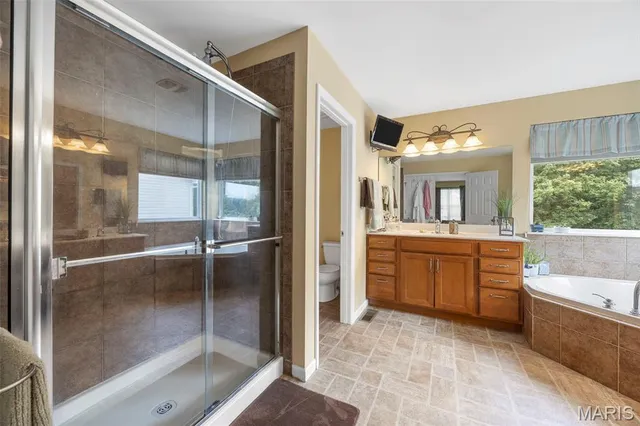 $500,000 | 24 Milton Brennan Manor Court, Wentzville, MO 63385