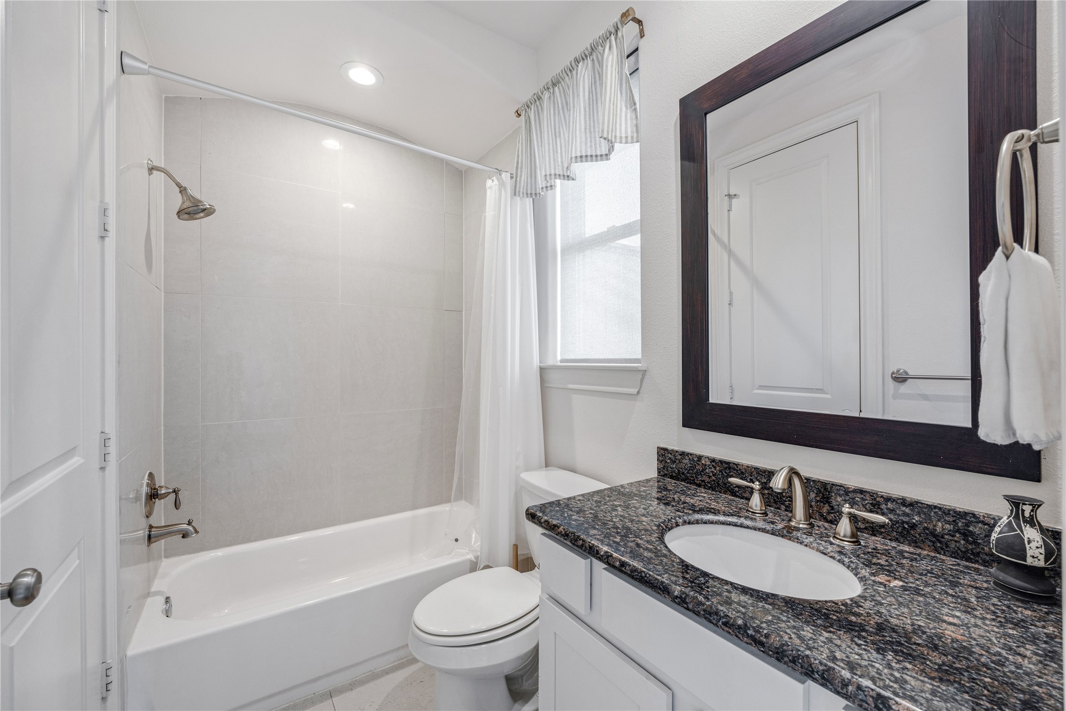 5628 Cohn Terrace Houston, TX 77007 - Photo 26 of 34