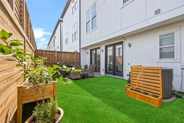 $545,000 | 5628 Cohn Terrace, Houston, TX 77007