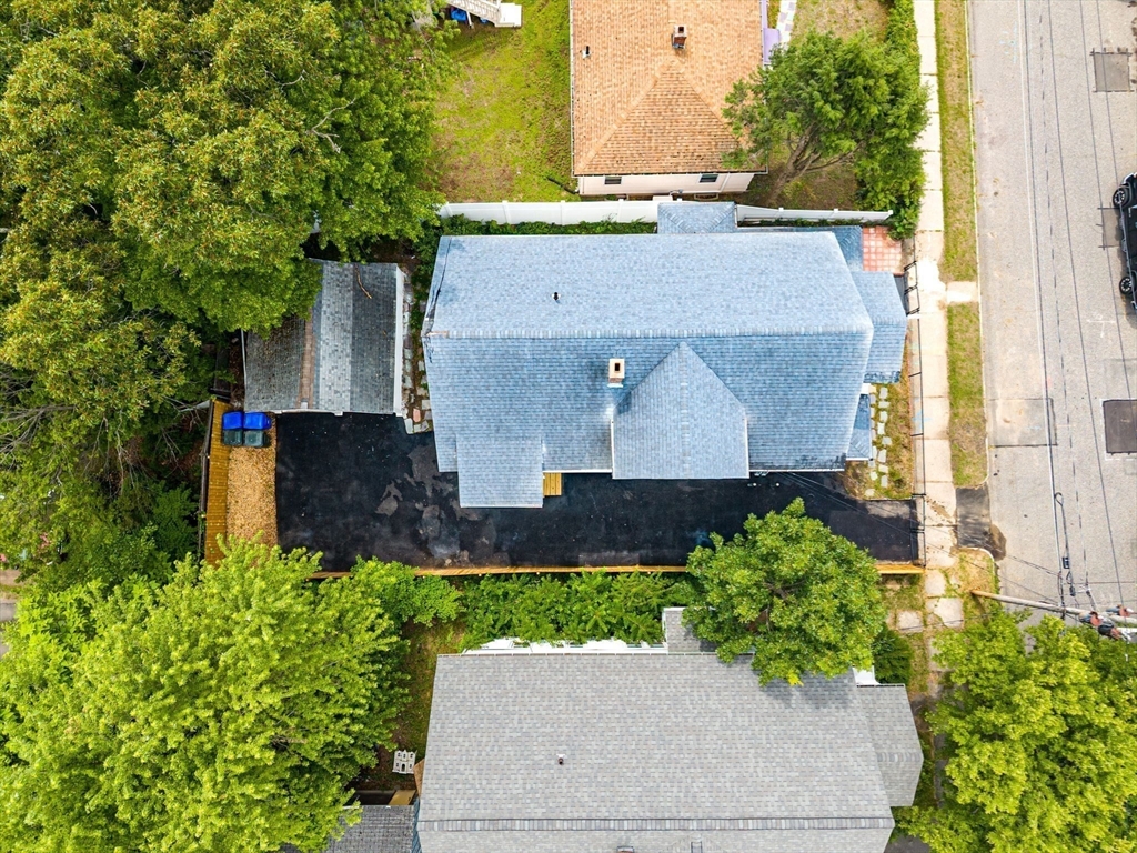 27 Appleton Street, Unit 1 Springfield, MA 01108 - Photo 3 of 28