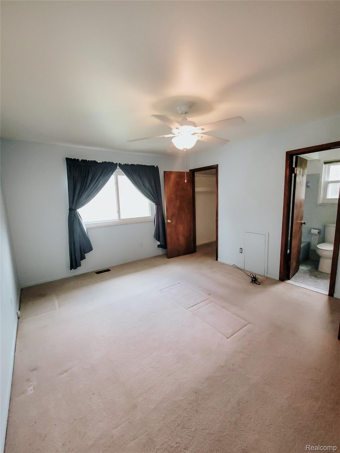 1845 Bullock Road Lapeer, MI 48446 - Photo 13 of 29 20210517_133035.jpg