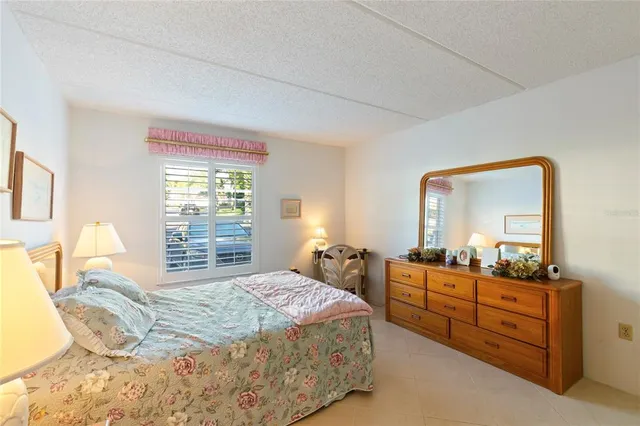 $159,500 | 12760 Indian Rocks Road, Unit 516, Largo, FL 33774