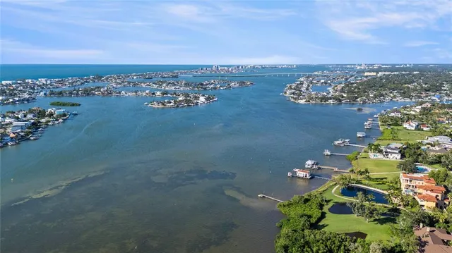 $159,500 | 12760 Indian Rocks Road, Unit 516, Largo, FL 33774