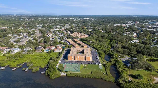 $159,500 | 12760 Indian Rocks Road, Unit 516, Largo, FL 33774