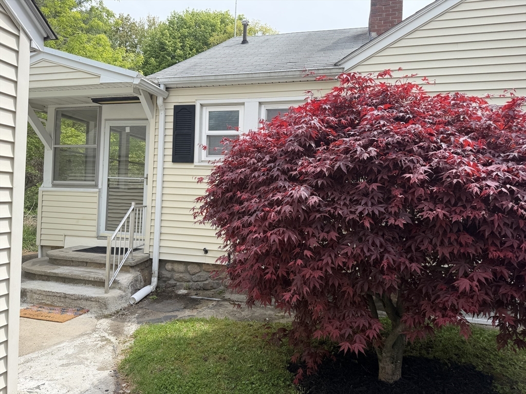 33 Highland Street Webster, MA 01570 - Photo 38 of 42